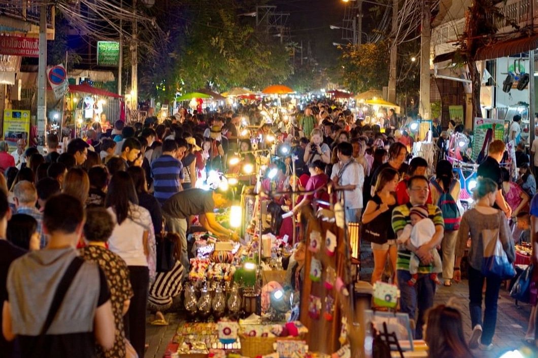 Sunday Market Walking Street